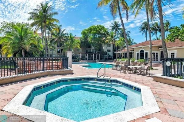Visconti, 9200 W Atlantic Blvd #1413, Coral Springs, Florida 33071, image 2