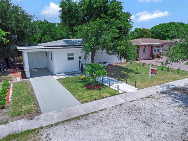 Irons Manor, 1145 NE 134th St, North Miami, Florida 33161, image 2