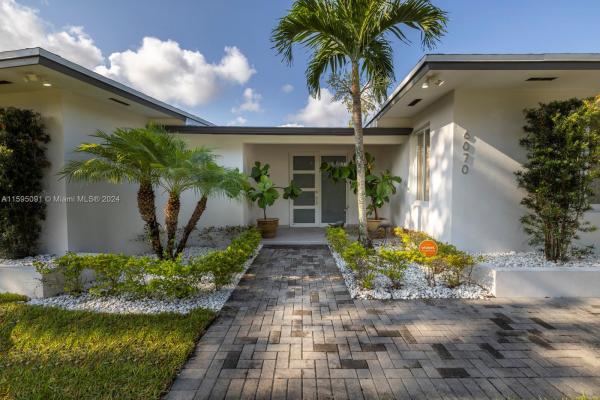 6070 SW 12th St, West Miami, Florida 33144, image 3