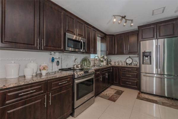 Pinewood Manor, 27833 SW 129th Pl, Three Lakes, Florida 33032, image 3