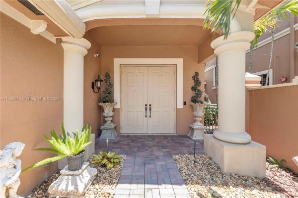 Legends, 2805 Kinsington Cir #12-3, Weston, Florida 33332, image 1