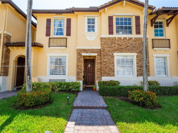 The Shores At Isles Of Bayshore, 9237 SW 227th St #6, Cutler Bay, Florida 33190, image 3