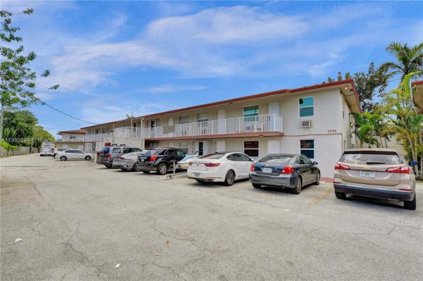 The Town Colony, 2918 Funston St #29B, Hollywood, Florida 33020, image 1