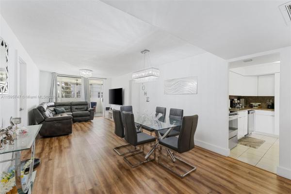 Royal Oaks, 447 NE 195th St #109, Ives Estates, Florida 33179, image 3