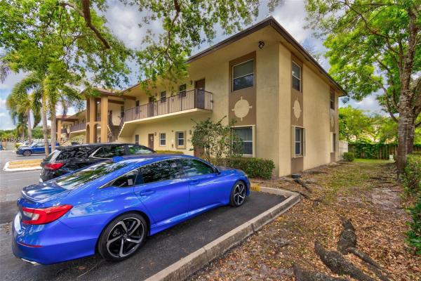 Gardens Of Sunrise, 3550 NW 91st Ln #3550, Sunrise, Florida 33351, image 1