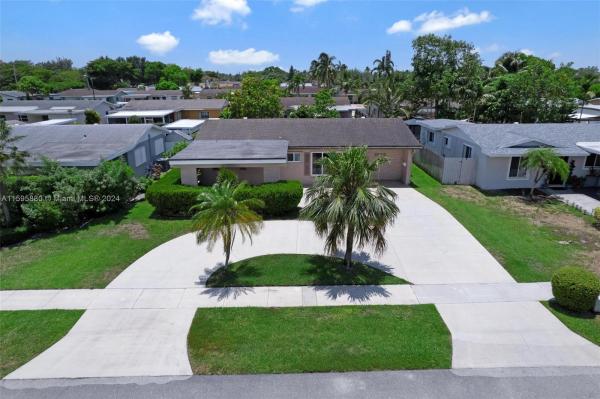 Driftwood Estates, 7740 NW 42nd St, Davie, Florida 33024, image 3