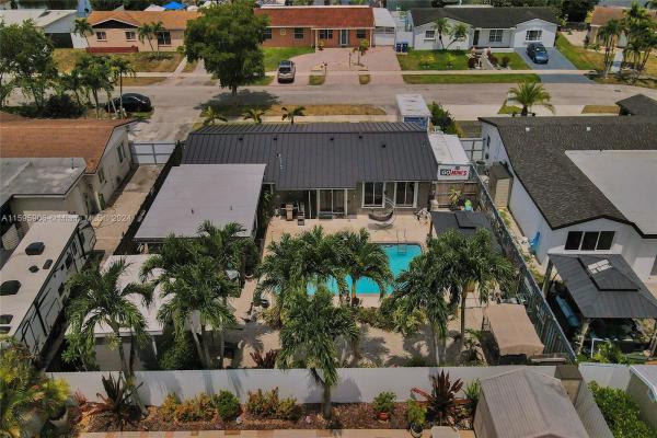 Royale Green, 5103 SW 128th Pl, Kendale Lakes, Florida 33175, image 1