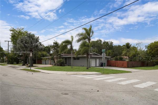 Country Estates, 11900 SW 84th Ave, Kendall, Florida 33156, image 3