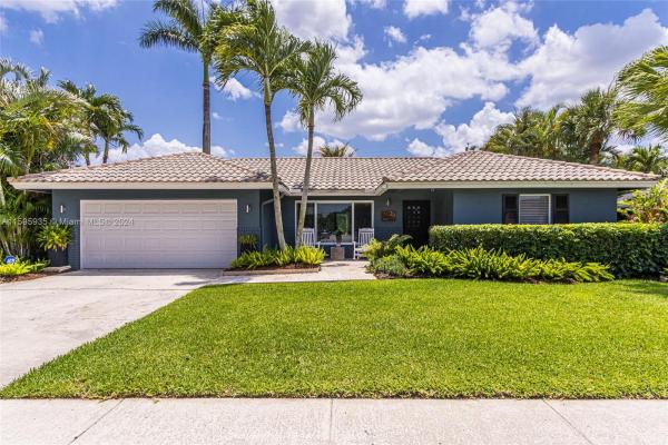 University Park Country Club Estates, 20 Burning Tree Ln, Boca Raton, Florida 33431, image 1