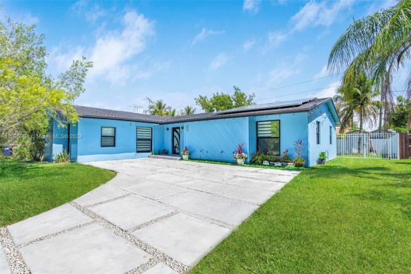 Bel Aire, 10179 SW 200th St, Cutler Bay, Florida 33157, image 2