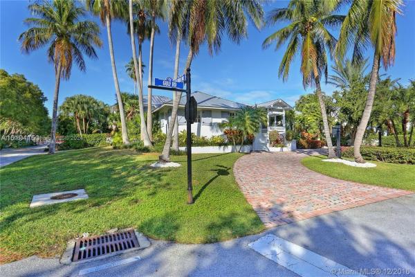 Holiday Colony, 390 Gulf Rd, Key Biscayne, Florida 33149, image 2