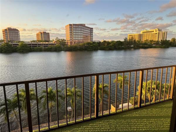 Aragon Towers, 5249 NW 7th St #408, Miami, Florida 33126, image 3