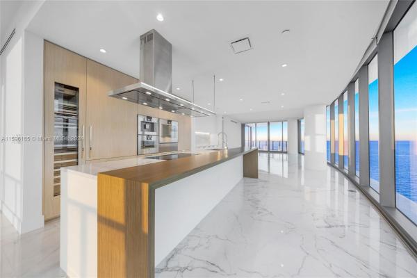 The Ritz-Carlton Residences, 15701 Collins Ave #2205, Sunny Isles Beach, Florida 33160, image 3
