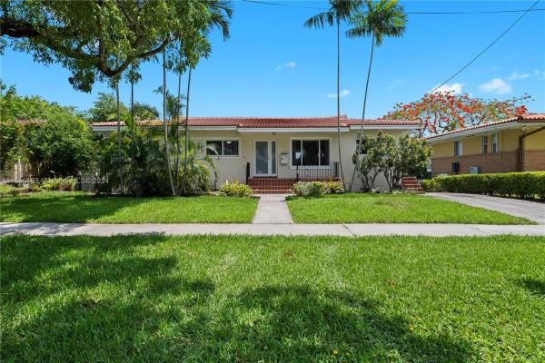 Mirror Lake, 424 NE 105th St, Miami Shores, Florida 33138, image 3