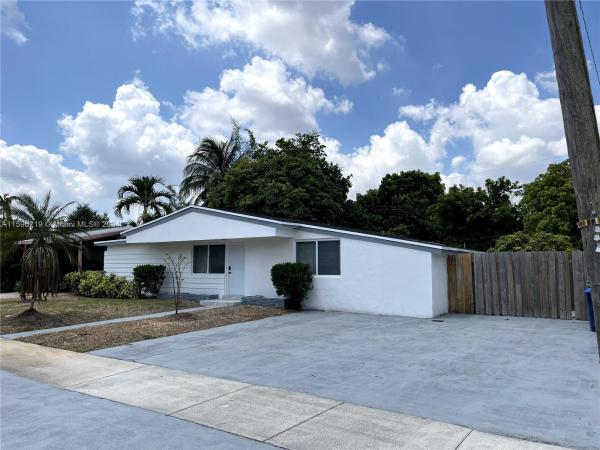 Norwood, 18740 NW 11th Ct, Miami Gardens, Florida 33169, image 3