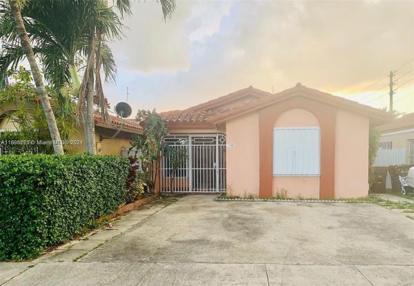 El Prado Country Club, 7580 W 29th Ave, Hialeah, Florida 33018, image 1