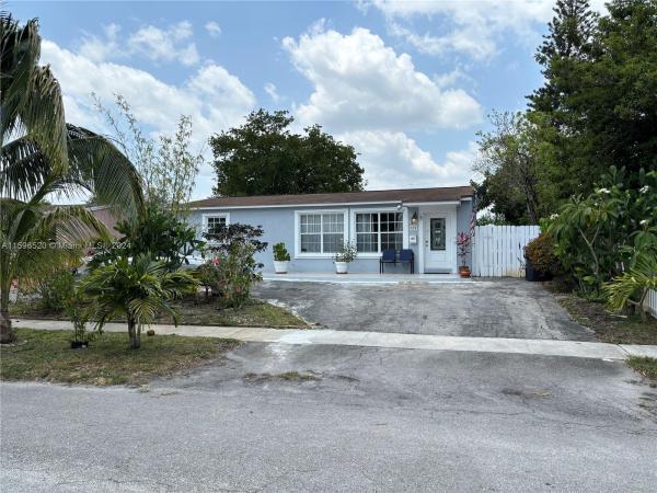 Boulevard Heights, 520 N 69th Ter, Hollywood, Florida 33024, image 2
