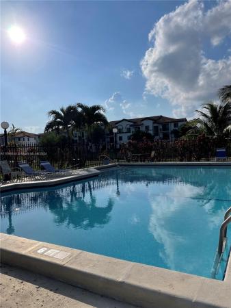 Bleau Fontaine, 9423 Fontainebleau Blvd #201, Fountainebleau, Florida 33172, image 2