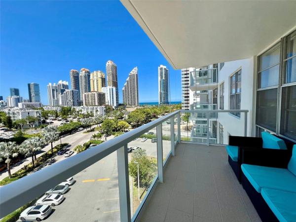 Winston Towers 300, 230 174th St #807, Sunny Isles Beach, Florida 33160, image 2