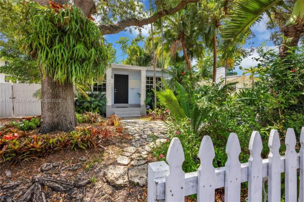 McKeever Terrace, 4025 SW 62nd Ct, South Miami, Florida 33155, image 1