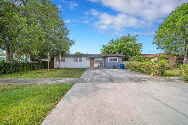 18960 SW 310th St, Unincorporated Dade County, Florida 33030, image 2