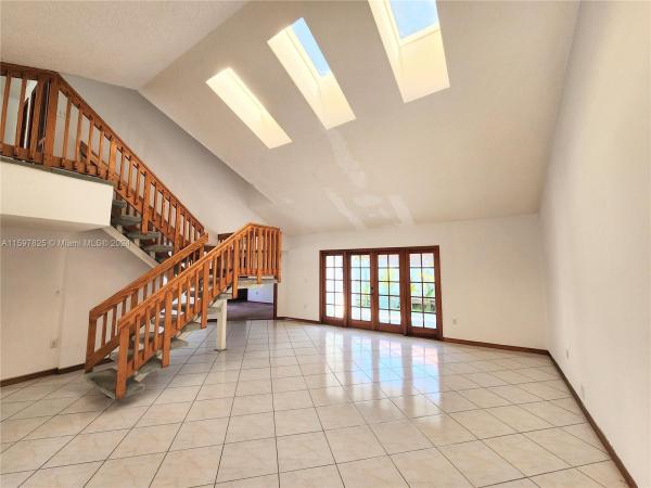 West Lakes Gardens, 8745 NW 150th Ter, Miami Lakes, Florida 33018, image 3