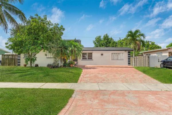 South Miami Heights Residential, 12440 SW 185th Ter, South Miami Heights, Florida 33177, image 2