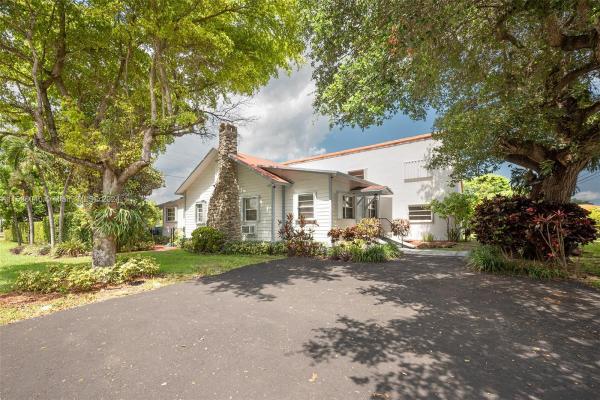 Gables View, 6261 SW 22nd St, Coral Terrace, Florida 33155, image 1