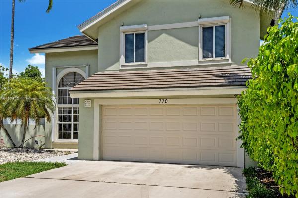 Chapel Pointe, 770 NW 207th Ter, Pembroke Pines, Florida 33029, image 2