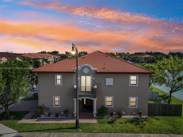 Florence At Crystal Lakes, 511 NE 33rd Ter, Homestead, Florida 33033, image 1