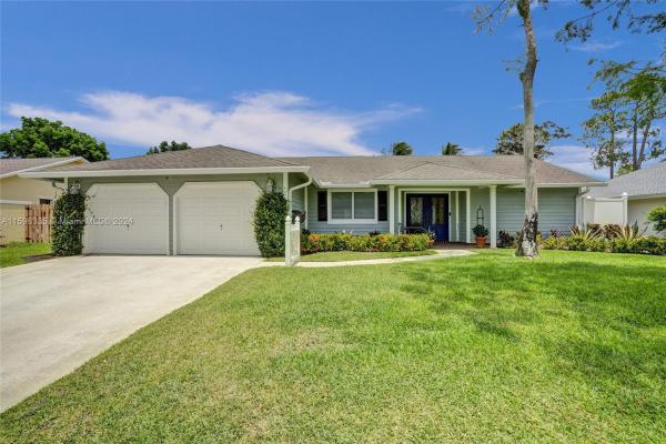 Sugar Pond Manor, 874 Blueberry Dr, Wellington, Florida 33414, image 3