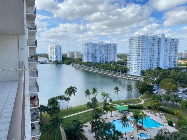 The Clipper At Biscayne Cove, 18151 NE 31st Ct #1404, Aventura, Florida 33160, image 3