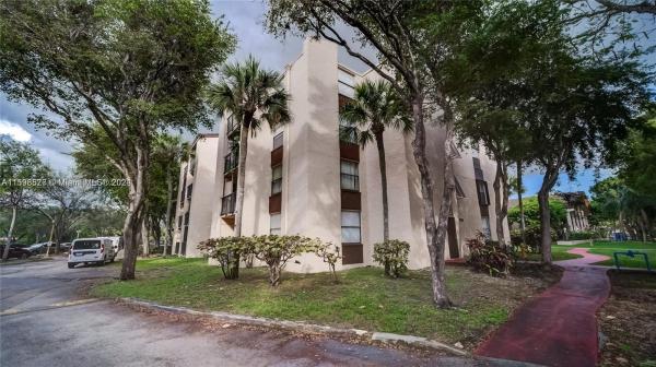 Promenade At Kendale Lakes, 14415 N Kendall Dr #312G, Kendall, Florida 33186, image 3