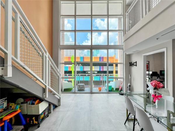 Vizcayne South, 253 NE 2nd St #411, Miami, Florida 33132, image 1