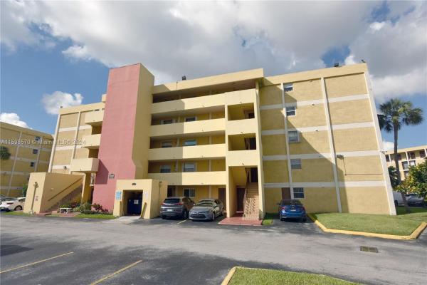 Parkview, Fountainebleau, Florida 33172, image 1