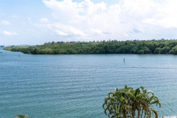 Arlen House West, 500 Bayview Dr #426, Sunny Isles Beach, Florida 33160, image 1
