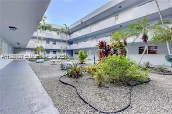 Los Suenos, 6195 W 18th Ave #G211, Hialeah, Florida 33012, image 1