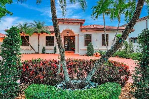 Florinda Estates, 8737 NW 139th St, Miami Lakes, Florida 33018, image 1