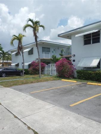 1719 Wiley St #4, Hallandale Beach, Florida 33020, image 2