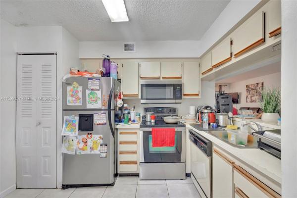 Parc Vista, 13944 SW 90th Ter #13944, Kendall, Florida 33186, image 1