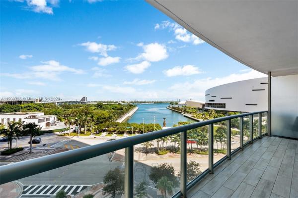 MarinaBlue, 888 Biscayne Blvd #611, Miami, Florida 33132, image 1