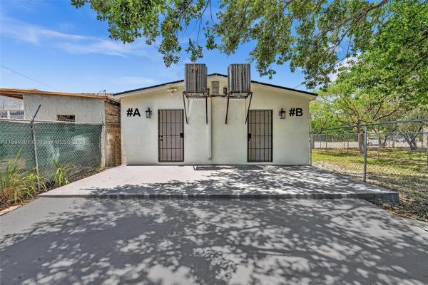 Carver Ranches, 5424 Pembroke Rd #A, Hollywood, Florida 33021, image 1