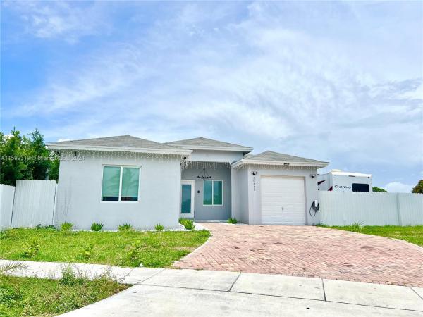 Graceland Estates North, 30605 SW 158th Path, Leisure City, Florida 33033, image 1