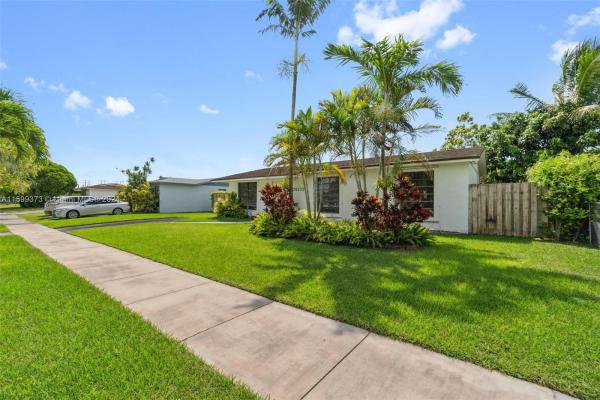 26225 SW 128th Ct, Unincorporated Dade County, Florida 33032, image 3