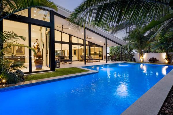 Beach View, 5225 La Gorce Dr, Miami Beach, Florida 33140, image 1