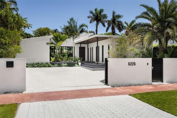 Beach View, 5225 La Gorce Dr, Miami Beach, Florida 33140, image 3