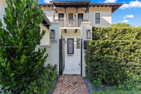 Coral Estates, 705 Madeira Ave, Coral Gables, Florida 33134, image 1