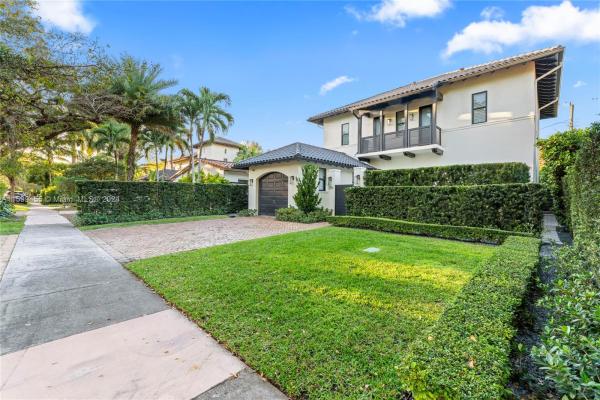 Coral Estates, 705 Madeira Ave, Coral Gables, Florida 33134, image 3