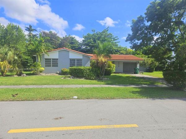 Kendale, 10470 SW 93rd St, Kendall, Florida 33176, image 3