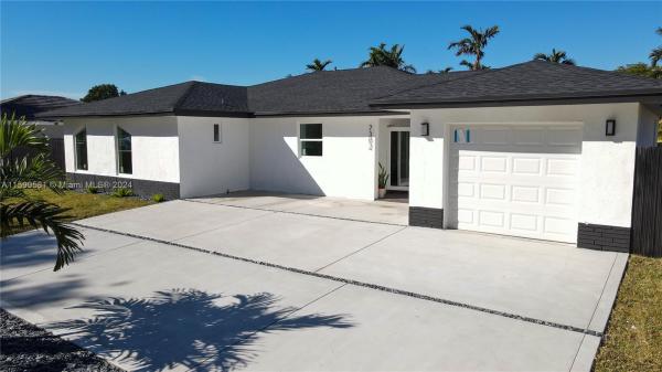 Kendale Lakes No HOA, 7302 SW 140th Ct, Kendale Lakes, Florida 33183, image 1